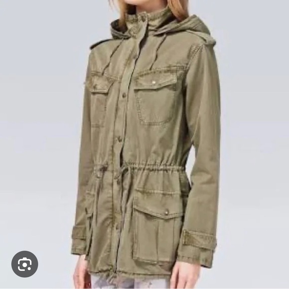 Aritzia Talula Army Green Trooper Jacket - Picture 5 of 5